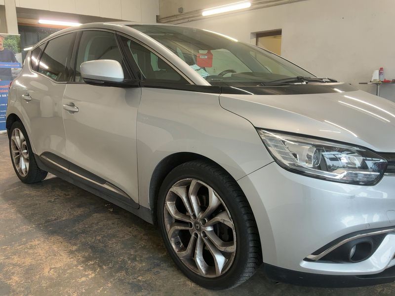 Renault Scenic 1.7 BLUE dCi Business Edition — zdjęcie 8