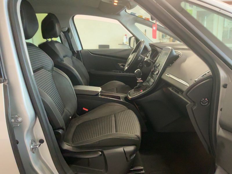 Renault Scenic 1.7 BLUE dCi Business Edition — zdjęcie 11