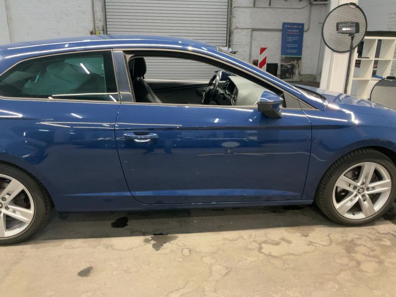 Seat Leon 2.0 TDI FR — zdjęcie 7