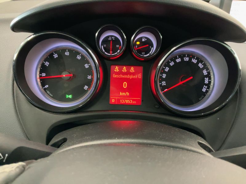 Opel Meriva 1.4 Turbo Innovation — zdjęcie 13