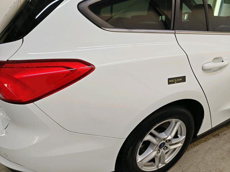 Ford Focus 1.0 EcoBoost Cool&Connect — zdjęcie 38