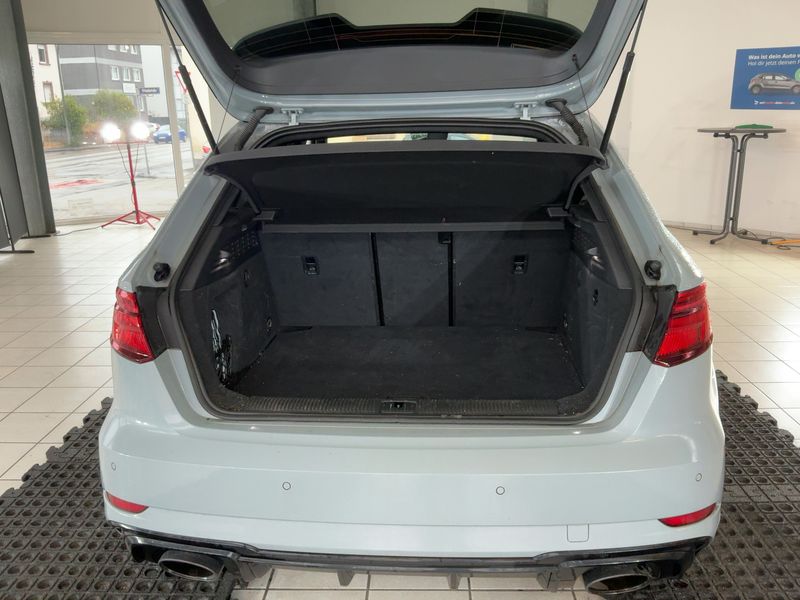 Audi RS 3 Sportback 2.5 TFSI quattro — zdjęcie 10
