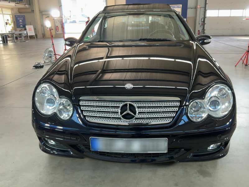 Mercedes-Benz C-Klasse C 180 Kompressor Sport Edition — zdjęcie 9