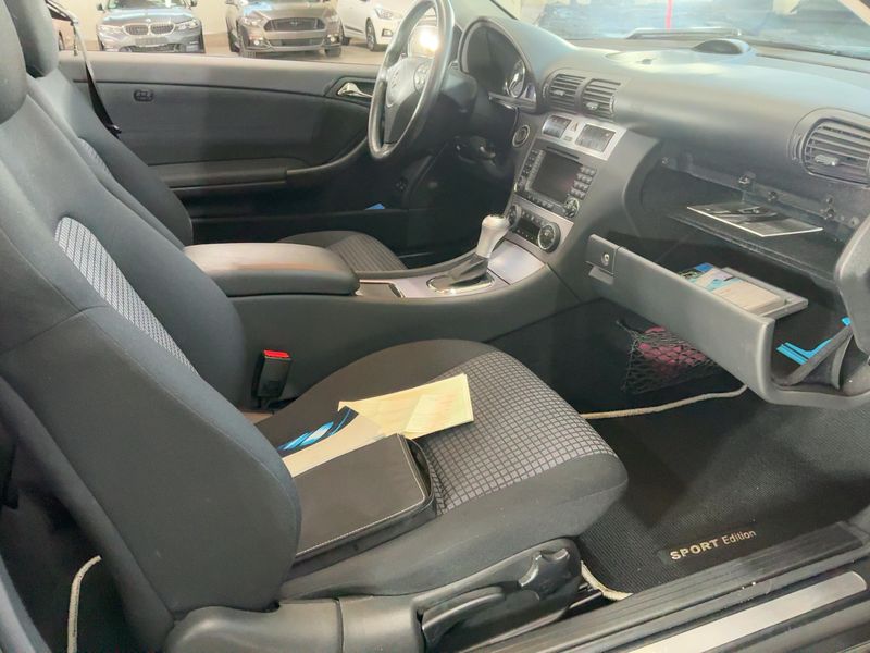 Mercedes-Benz C-Klasse C 180 Kompressor Sport Edition — zdjęcie 11