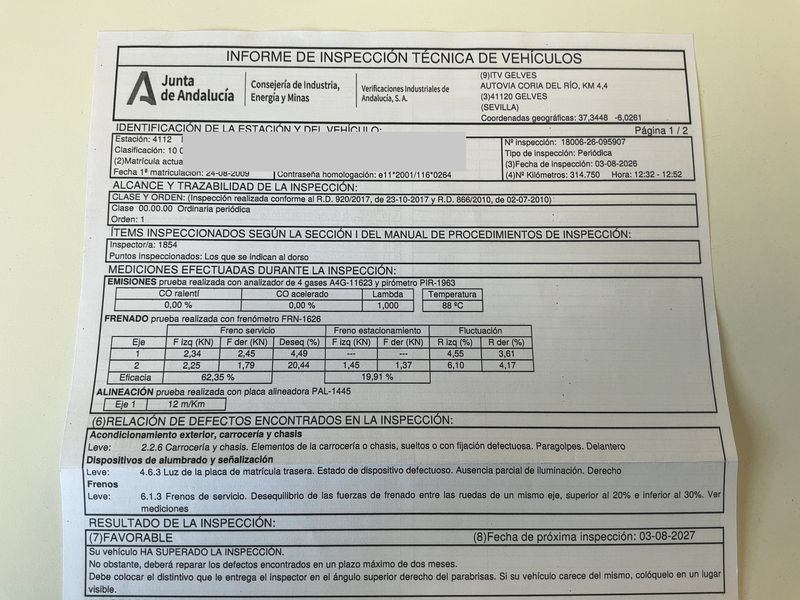 Toyota Prius 1.8 Advance — zdjęcie 23