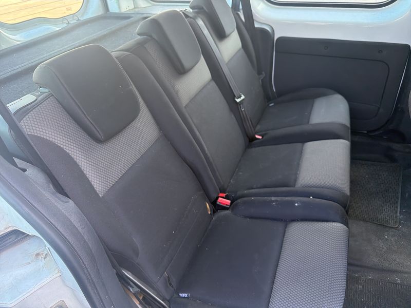 Renault Kangoo 1.5 BLUE dCi Profesional — zdjęcie 13