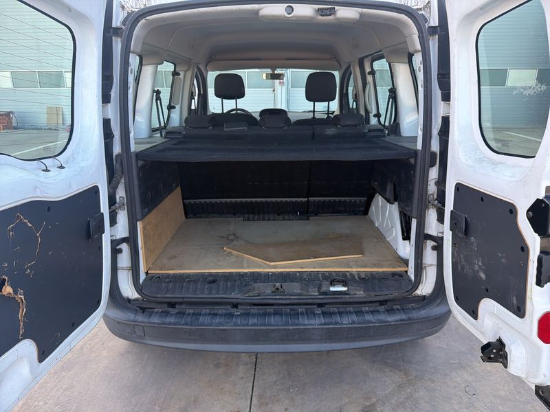 Renault Kangoo 1.5 BLUE dCi Profesional — zdjęcie 9