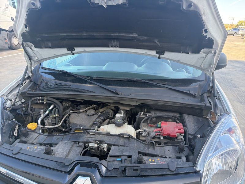 Renault Kangoo 1.5 BLUE dCi Profesional — zdjęcie 8