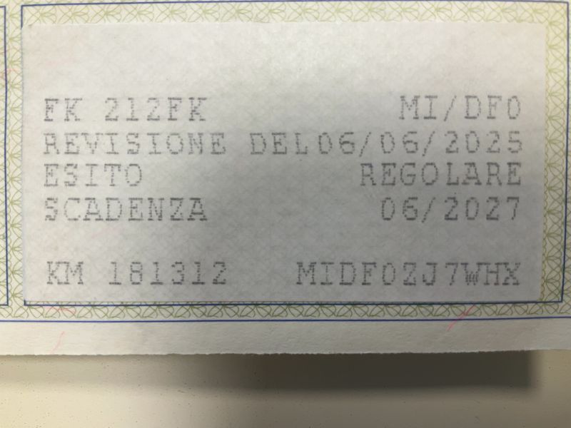 Audi Q3 2.0 TDI Business — zdjęcie 24