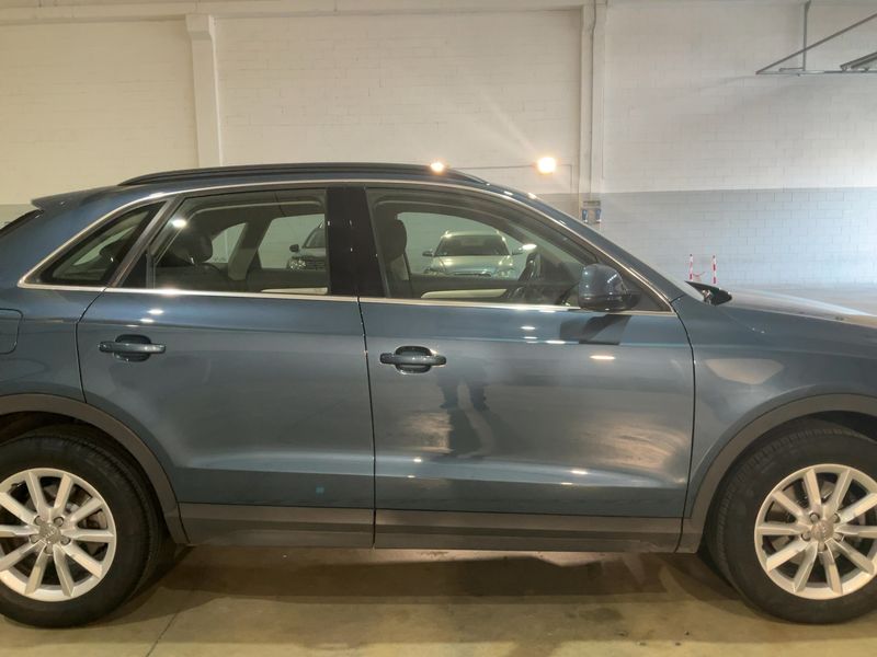 Audi Q3 2.0 TDI Business — zdjęcie 7