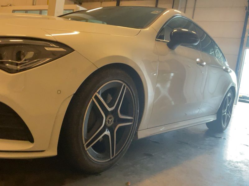 Mercedes-Benz CLA-Klasse CLA 200 Shooting Brake AMG Line — zdjęcie 2
