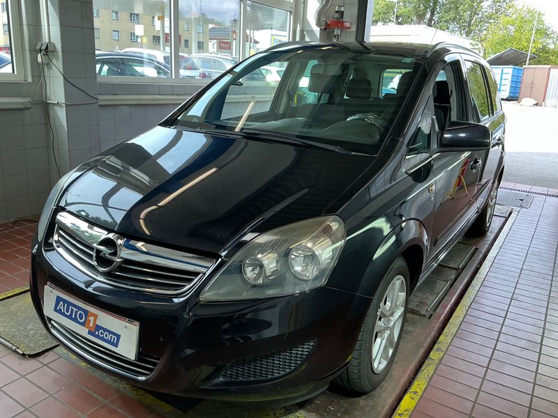 Opel Zafira 1.6 Edition "111 Jahre" — zdjęcie 1