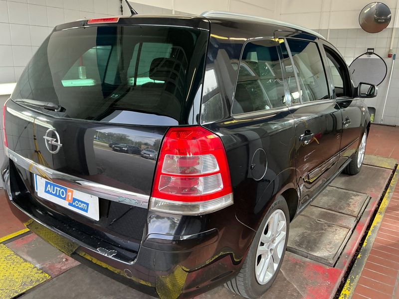 Opel Zafira 1.6 Edition "111 Jahre" — zdjęcie 2