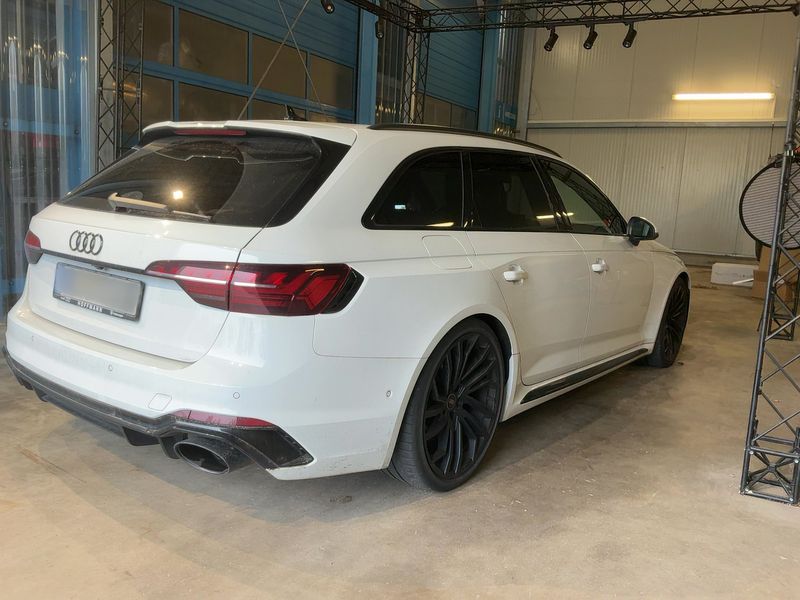 Audi RS 4 2.9 TFSI quattro — zdjęcie 6