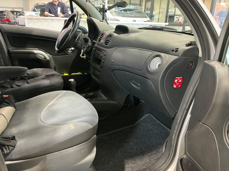 Citroen C3 1.4 Stop&Start — zdjęcie 3
