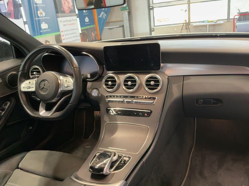 Mercedes-Benz C-Klasse C 400 4Matic AMG Line — zdjęcie 12