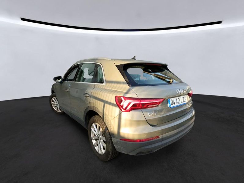 Audi Q3 45 TFSIe — zdjęcie 38