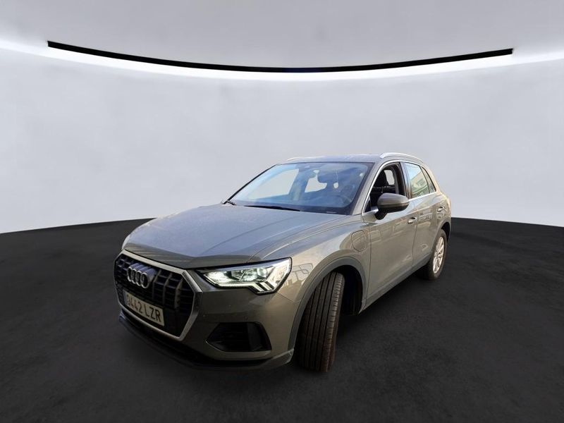 Audi Q3 45 TFSIe — zdjęcie 1