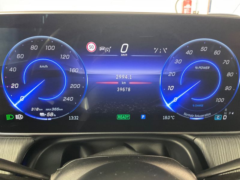 Mercedes-Benz EQE 300 AMG Line Exterieur & Interieur — zdjęcie 13
