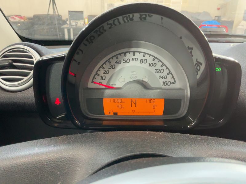 Smart fortwo 1.0 Micro Hybrid Drive passion — zdjęcie 4
