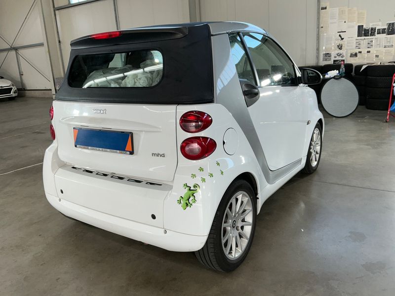 Smart fortwo 1.0 Micro Hybrid Drive passion — zdjęcie 2
