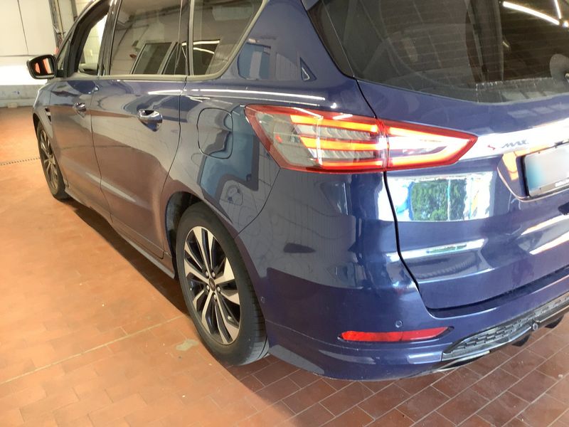 Ford S-Max 2.0 TDCi EcoBlue ST-Line — zdjęcie 3