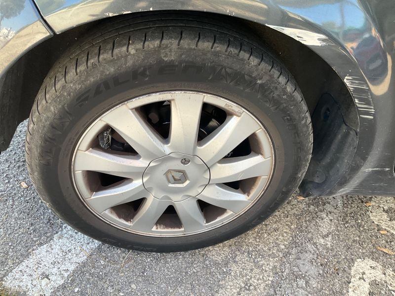 Renault Scenic 1.5 dCi Dynamique — zdjęcie 14
