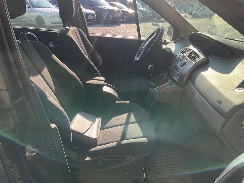 Renault Scenic 1.5 dCi Dynamique — zdjęcie 3