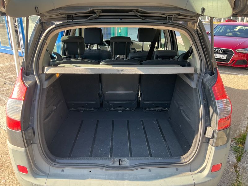 Renault Scenic 1.5 dCi Dynamique — zdjęcie 7