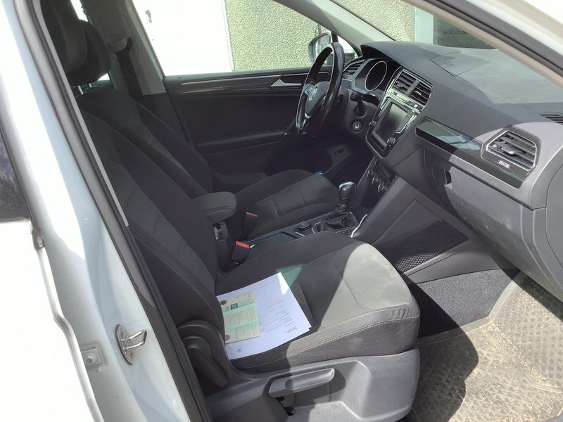 Volkswagen Tiguan 2.0 TDI Highline 4Motion BlueMotion Tech — zdjęcie 11