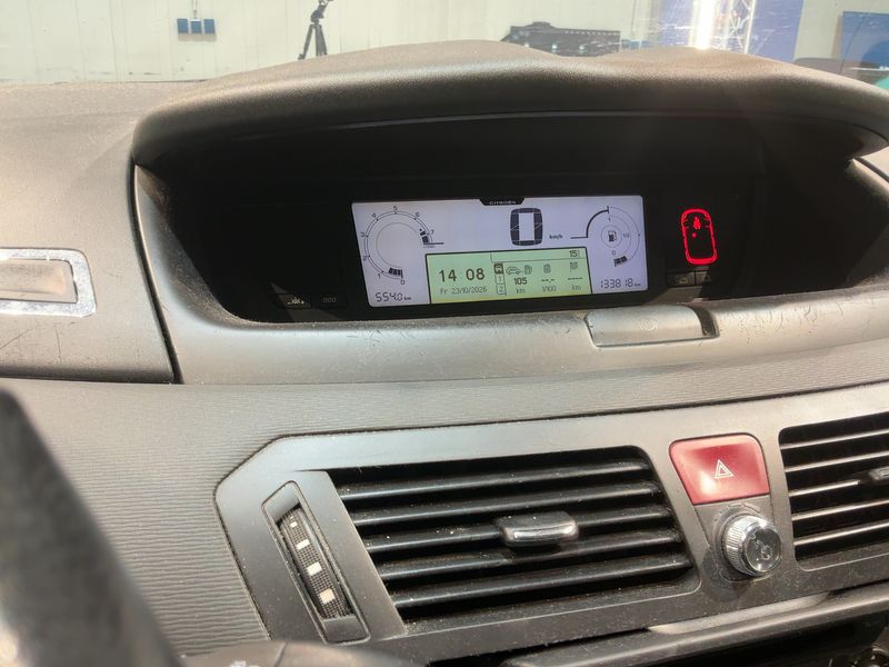 Citroen C4 Picasso 1.8 Advance — zdjęcie 4