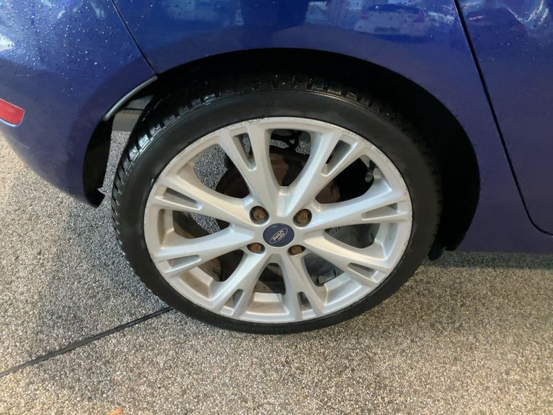 Ford Fiesta 1.0 EcoBoost Individual — zdjęcie 18
