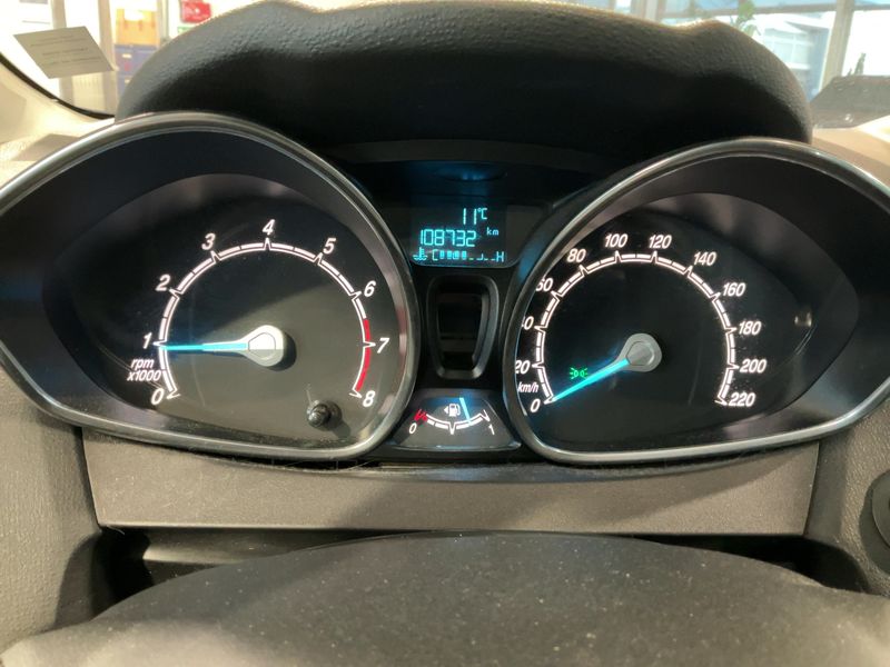 Ford Fiesta 1.0 EcoBoost Individual — zdjęcie 13