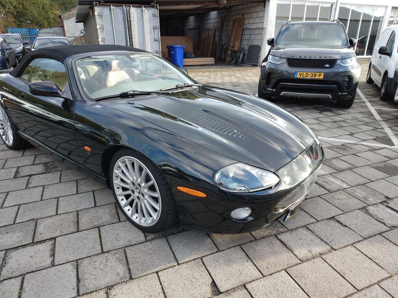 Jaguar XK8 4.0 V8 — zdjęcie 6