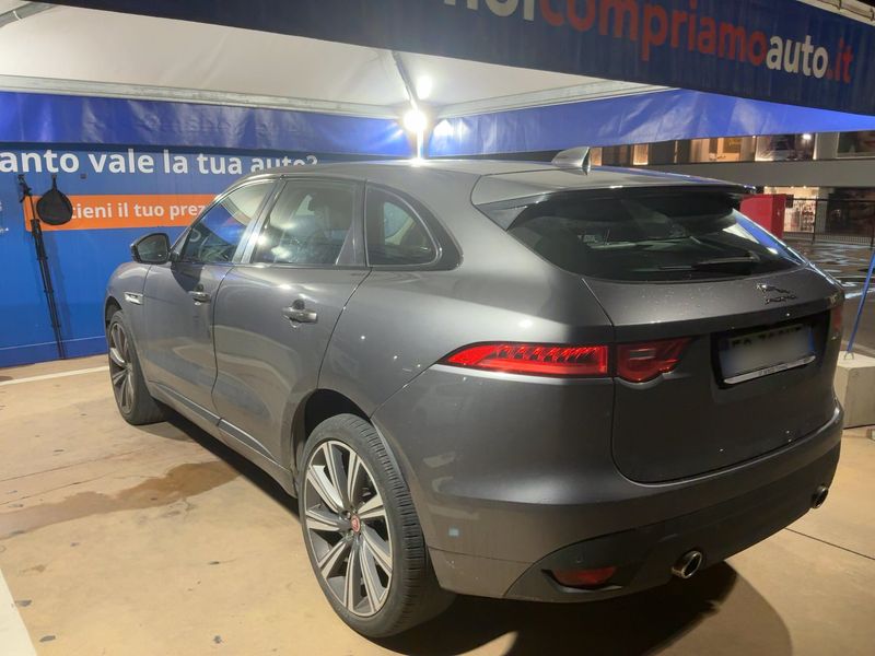 Jaguar F-Pace 30d R-Sport AWD — zdjęcie 3