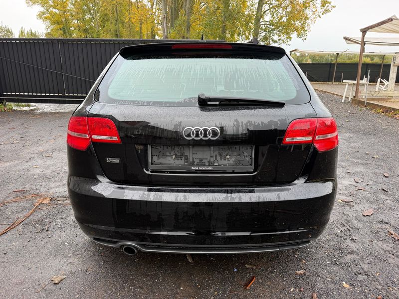 Audi A3 Sportback 1.2 TFSI S line Sportpaket — zdjęcie 4