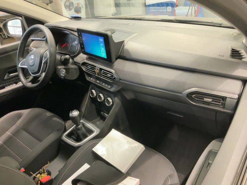 Dacia Jogger 1.0 TCe LPG Extreme+ — zdjęcie 12