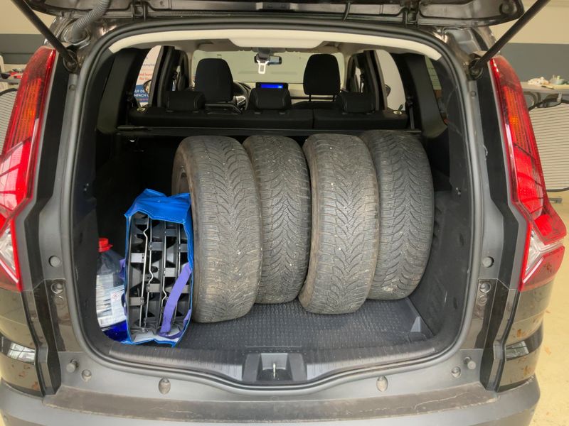 Dacia Jogger 1.0 TCe LPG Extreme+ — zdjęcie 10