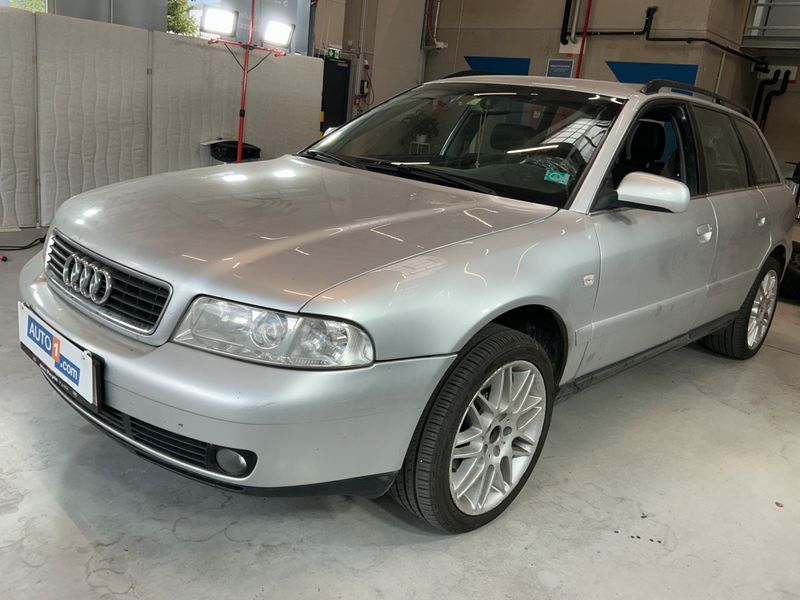 Audi A4 2.5 V6 TDI — zdjęcie 1