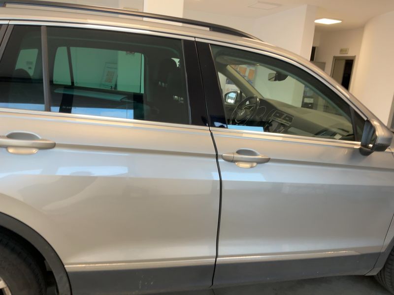 Volkswagen Tiguan 2.0 TDI Style 4Motion BlueMotion Tech — zdjęcie 7
