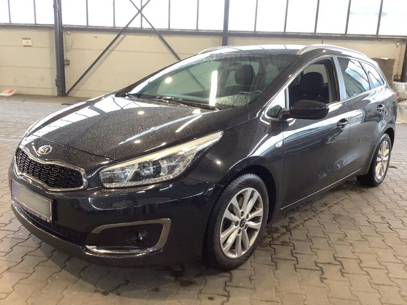 Kia cee'd 1.6 CRDi Dream Team — zdjęcie 1