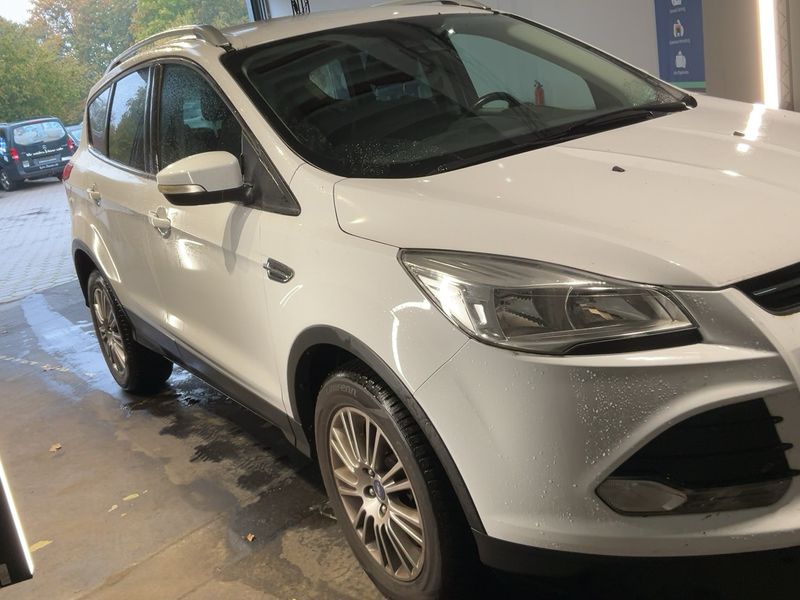 Ford Kuga 2.0 TDCi Titanium — zdjęcie 8