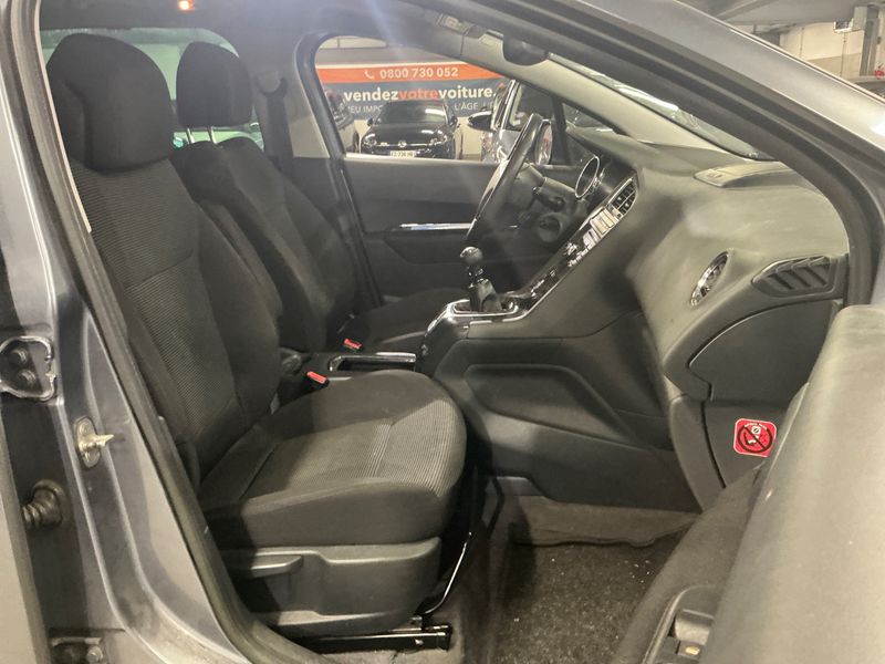 Peugeot 5008 2.0 HDi Allure — zdjęcie 3