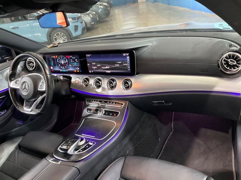 Mercedes-Benz E-Klasse E 220 d AMG Line — zdjęcie 12