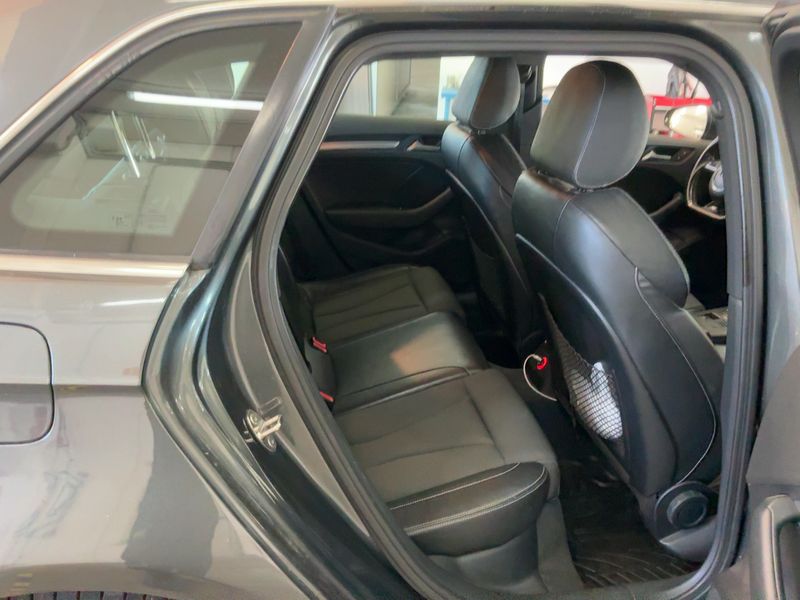 Audi A3 Sportback 1.6 TDI S line Sportpaket — zdjęcie 14