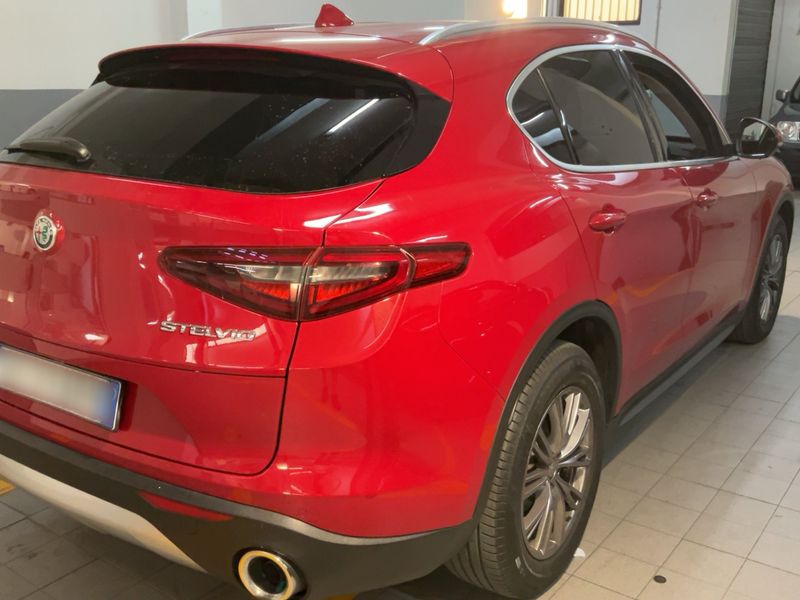 Alfa Romeo Stelvio 2.2 JTDM Business — zdjęcie 6