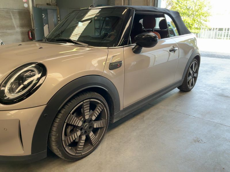 MINI Cabrio Cooper S Classic Trim — zdjęcie 2