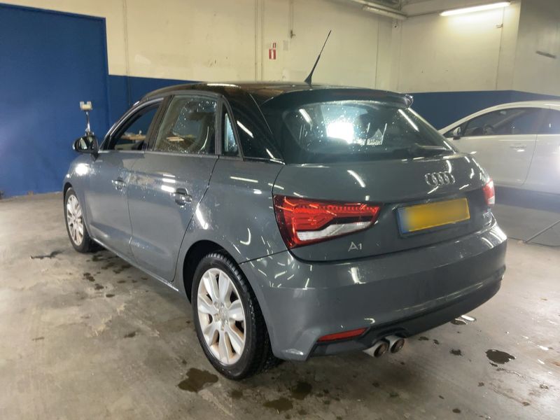 Audi A1 Sportback 1.4 TFSI Sport — zdjęcie 3