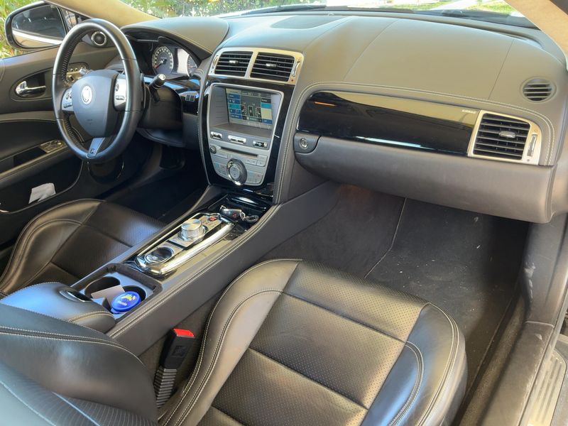 Jaguar XK 5.0 V8 Kompressor XKR — zdjęcie 12