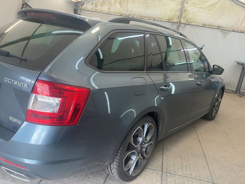 Skoda Octavia 2.0 TDI RS — zdjęcie 6